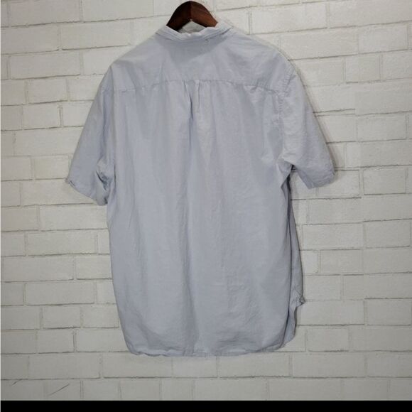 NWOT H&M full-button down short sleeve top - Picture 7 of 7